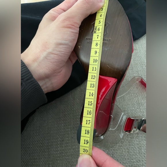 Women’s size 4.5 and about heels is about 3.5 tall - Picture 12 of 12